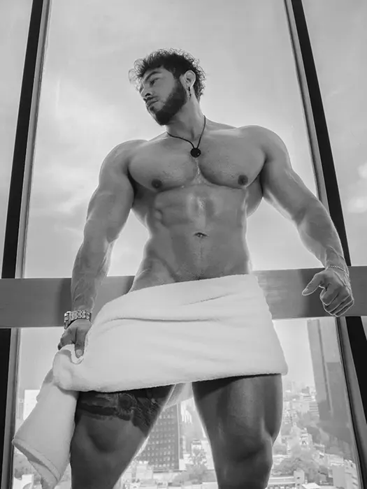 Striper Charly